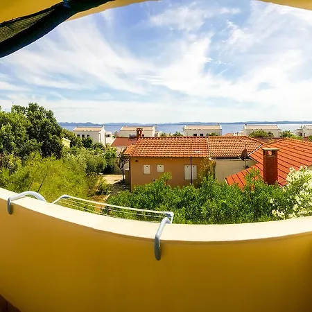 Appartement Mery Petrcane
